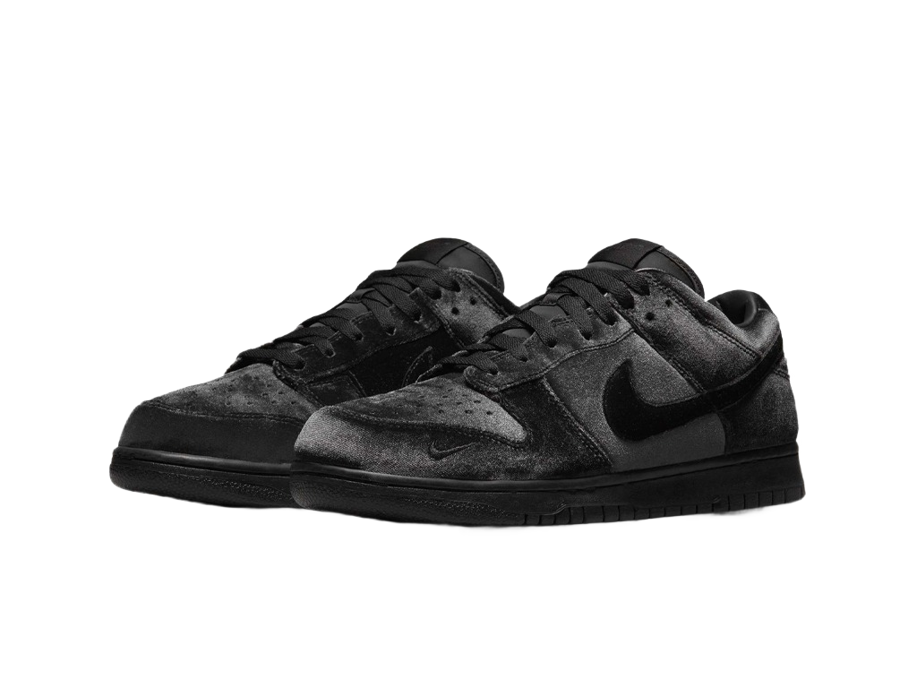 Nike Dunk Low Dover Street Market Triple Black Velvet-sneakers-Nike-pikastore.cz