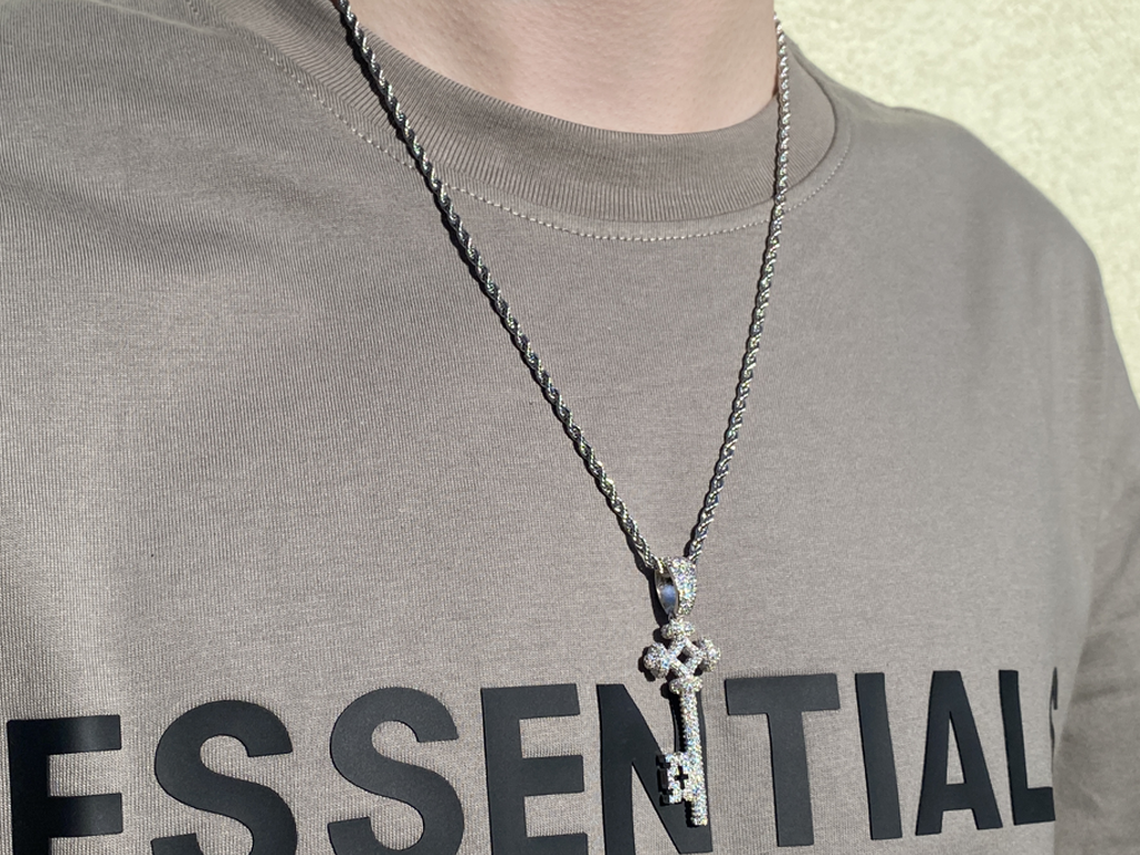 Key Chain-Apparel & Accessories-Pikastore-pikastore.cz