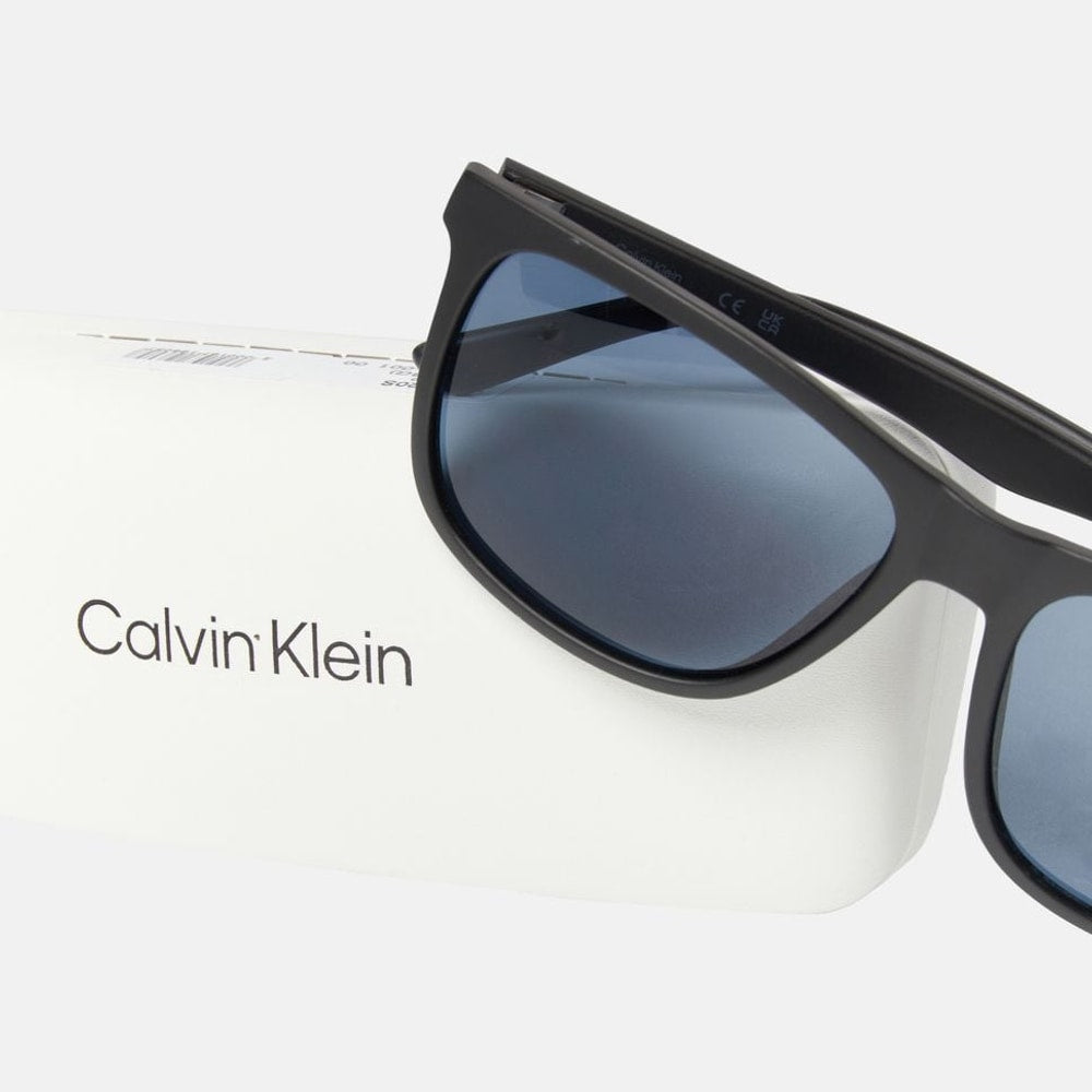 Calvin Klein Sunglasses Black – okulary – zdjęcie 3 z 4