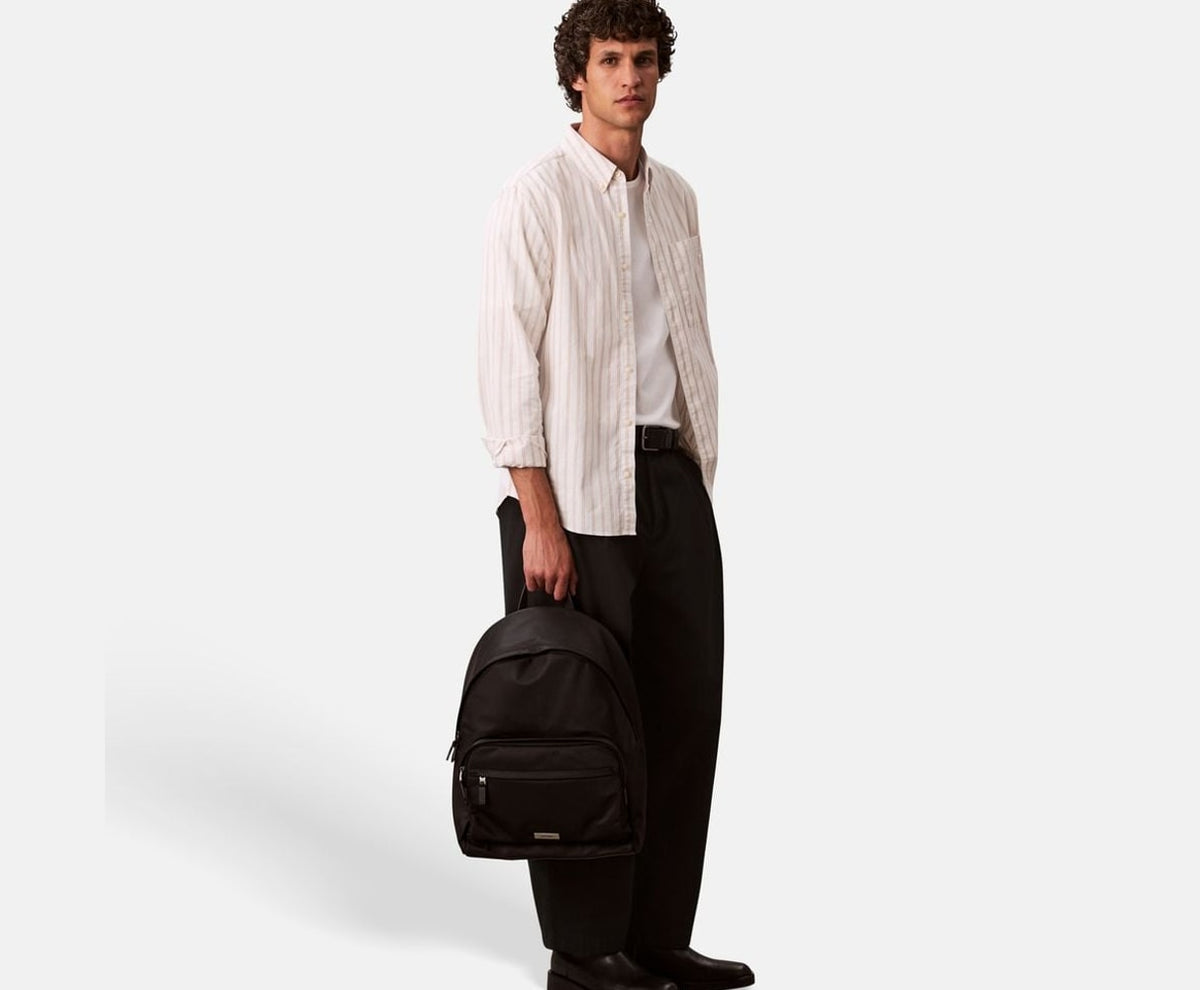 Calvin Klein Backpack Sleek Round Black – rucsac – fotografia 4 din 4