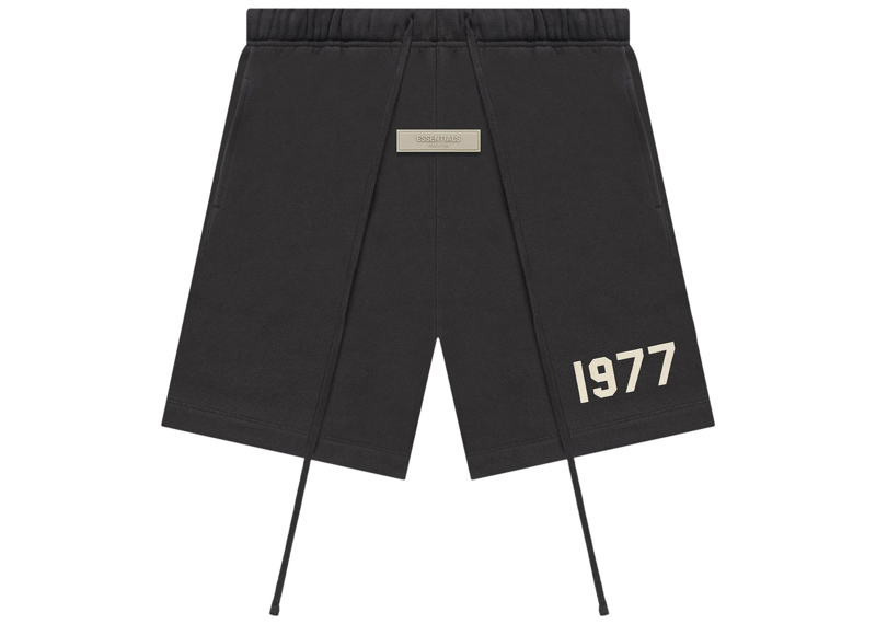 Fear of God Essentials S22 1977 Shorts Iron - PIKASTORE-Fear of God-pikastore.cz