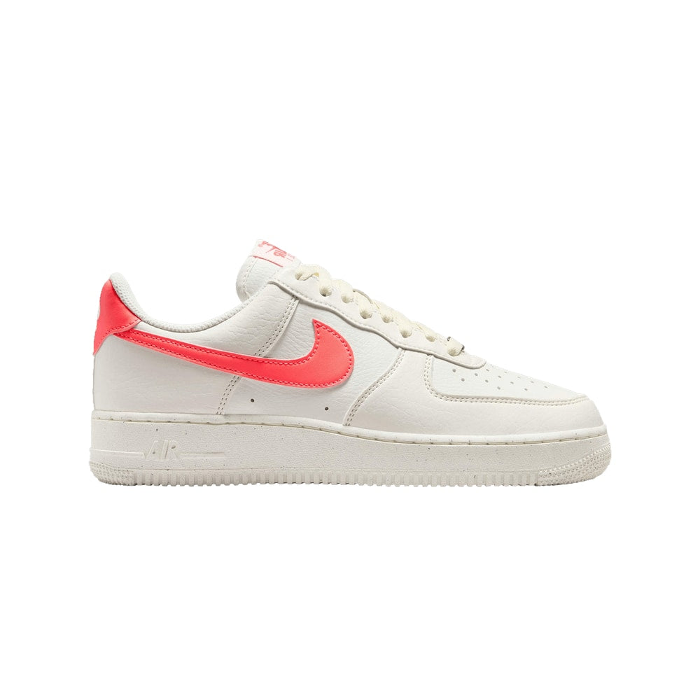 Nike Wmns Air Force 1 07 SE Next Nature Sail Hot Lava – кросівки, білий
