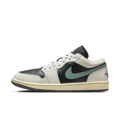 Nike Wmns Air Jordan 1 Low Jade Smoke 