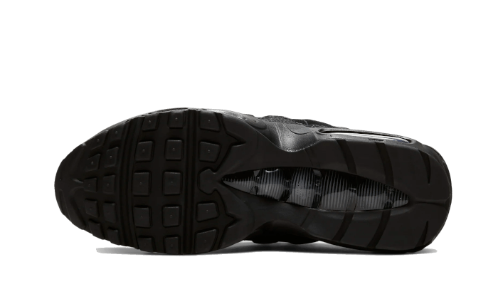 Nike Air Max 95 Essential Triple Black-Nike-pikastore.cz