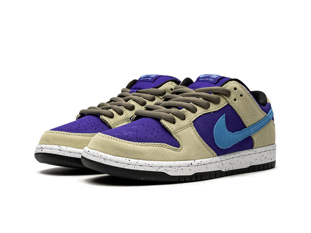 Nike Dunk Low SB ACG Celadon