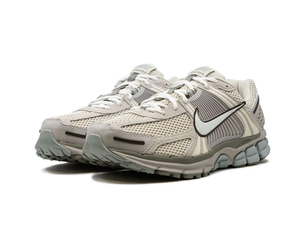 Nike Air Zoom Vomero 5 Light Orewood Brown