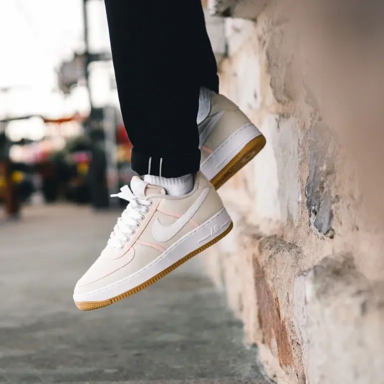 Nike Air Force 1 07 Low Premium Light Cream Gum-Nike-pikastore.cz