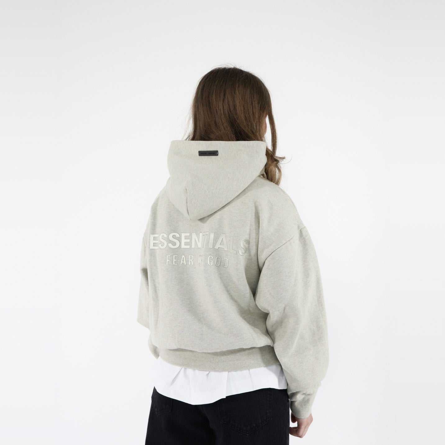 Fear of God Essentials S25 Hoodie Heather Stone - PIKASTORE-Clothing-Fear of God-pikastore.cz