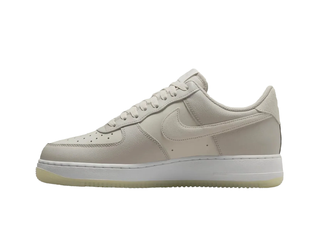 Nike Air Force 1 07 LV8 Light Bone