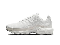 Nike Wmns Air Max Plus Platinum Tint