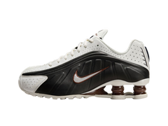 Nike Wmns Shox R4 Sail Fauna Brown