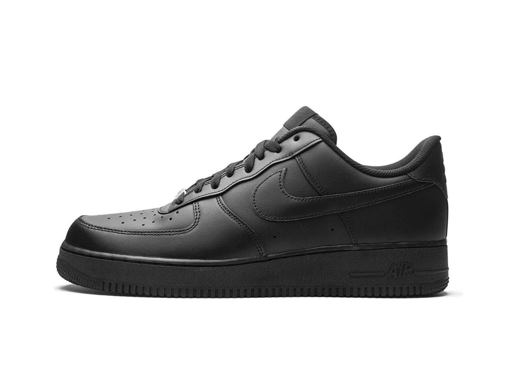 Nike Air Force 1 07 Triple Black