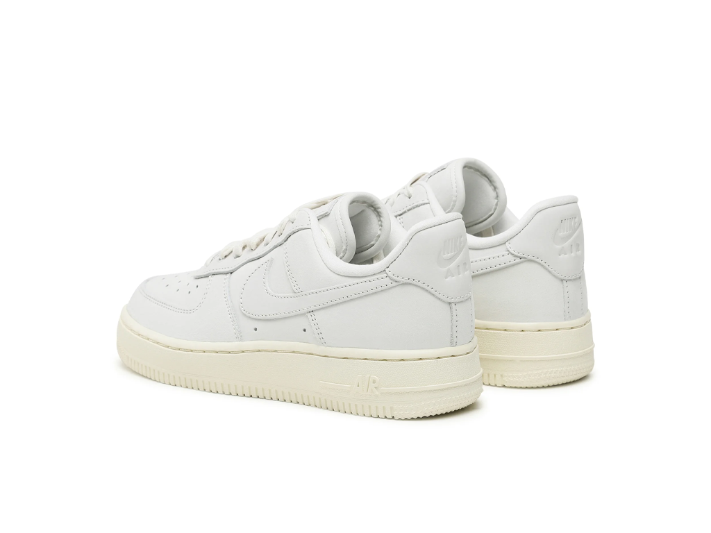 Nike Air Force 1 Low Summit White (Women's)