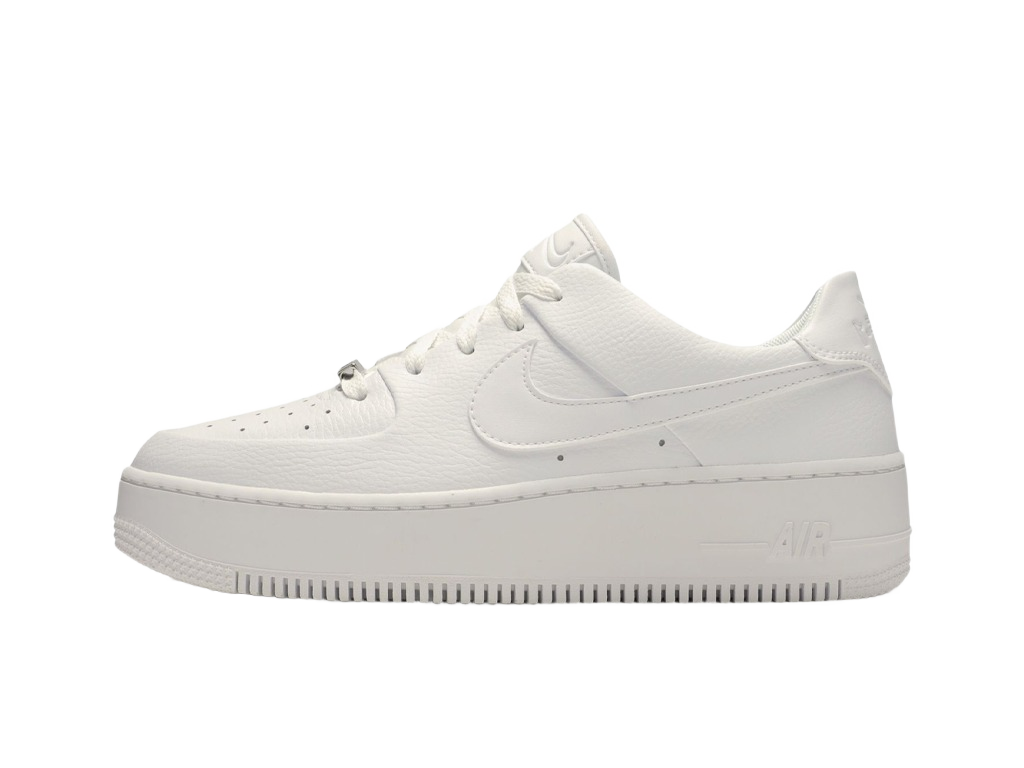 Nike Wmns Air Force 1 Sage Low Triple White-Nike-pikastore.cz