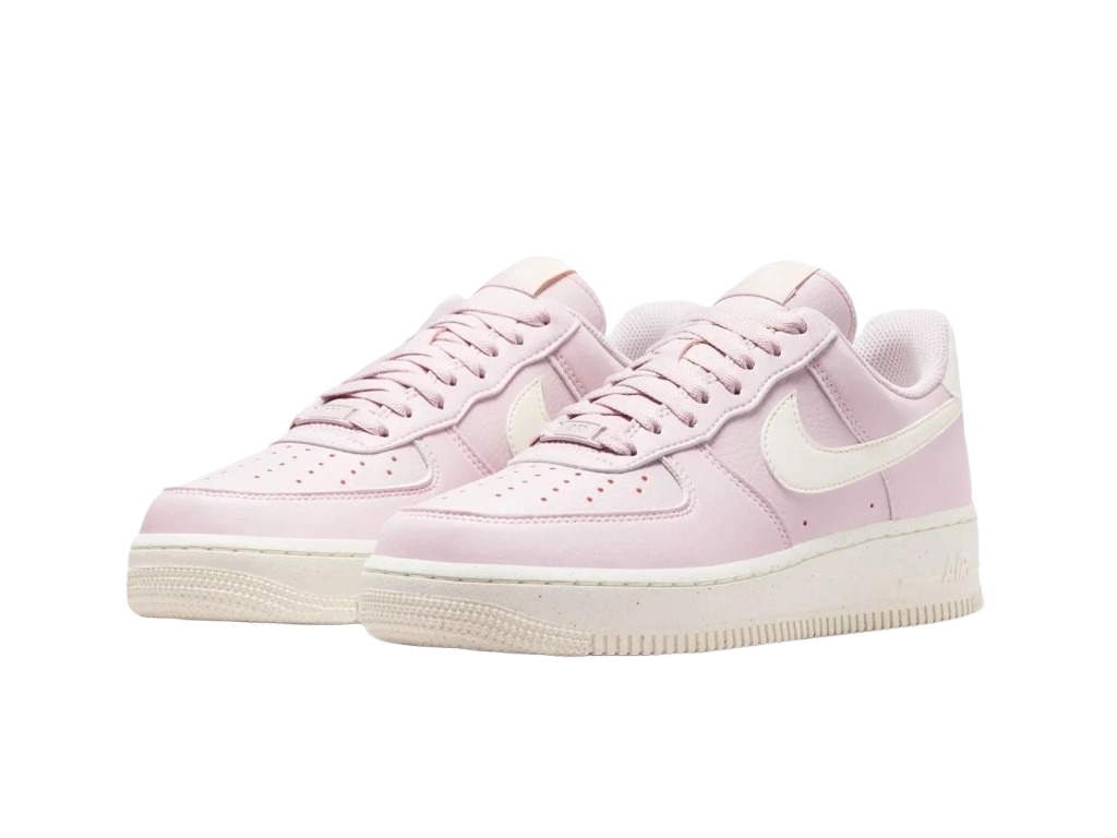 Nike Wmns Air Force 1 07 SE Platinum Violet Coconut Milk-Nike-pikastore.cz