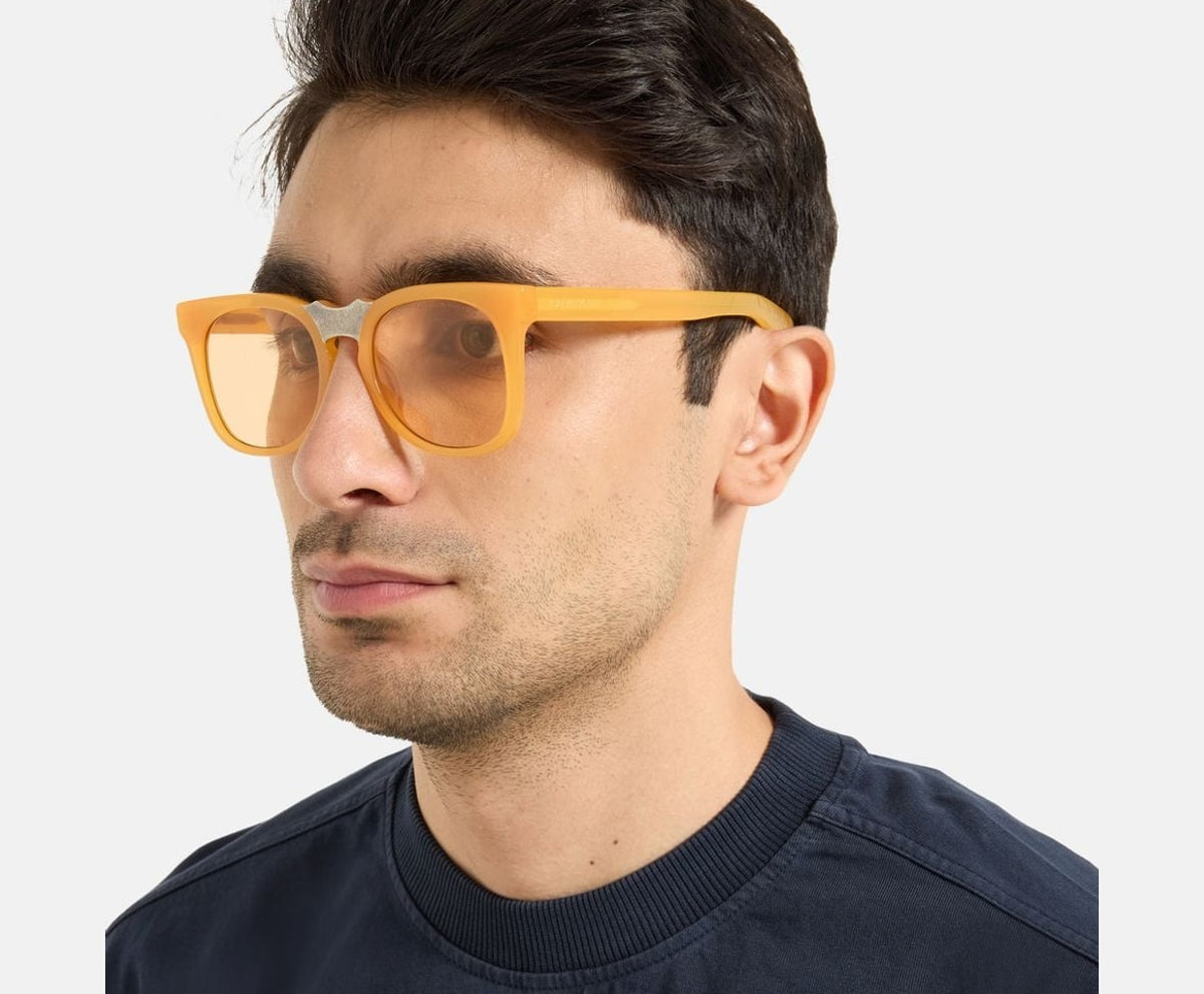 Calvin Klein Sunglasses Light Orange – brýle – fotka 4 z 4
